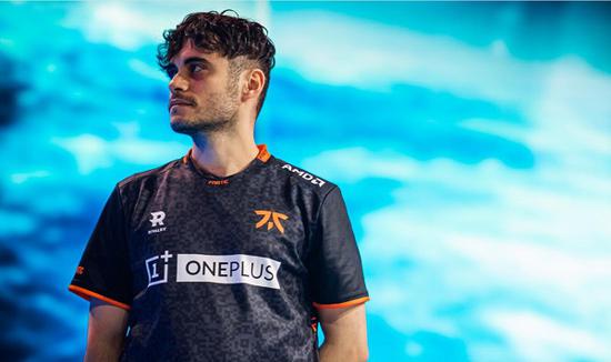 国服甄姬出装铭文全解析，避免不必要的圣杯